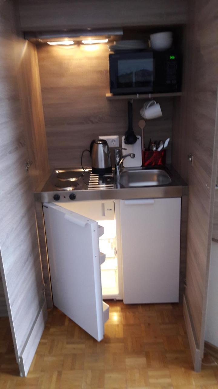 Gaestehaus Zwischenberger โอเบอร์เวลลัค ภายนอก รูปภาพ